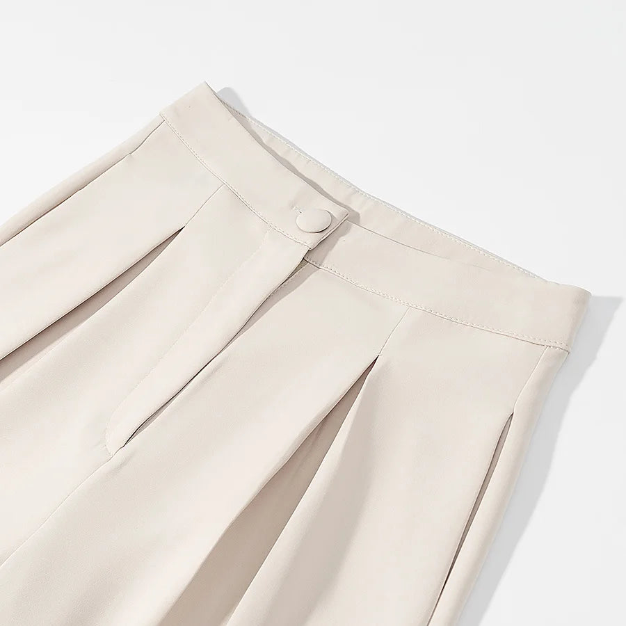 Conjunto chaleco y pantalón amplio