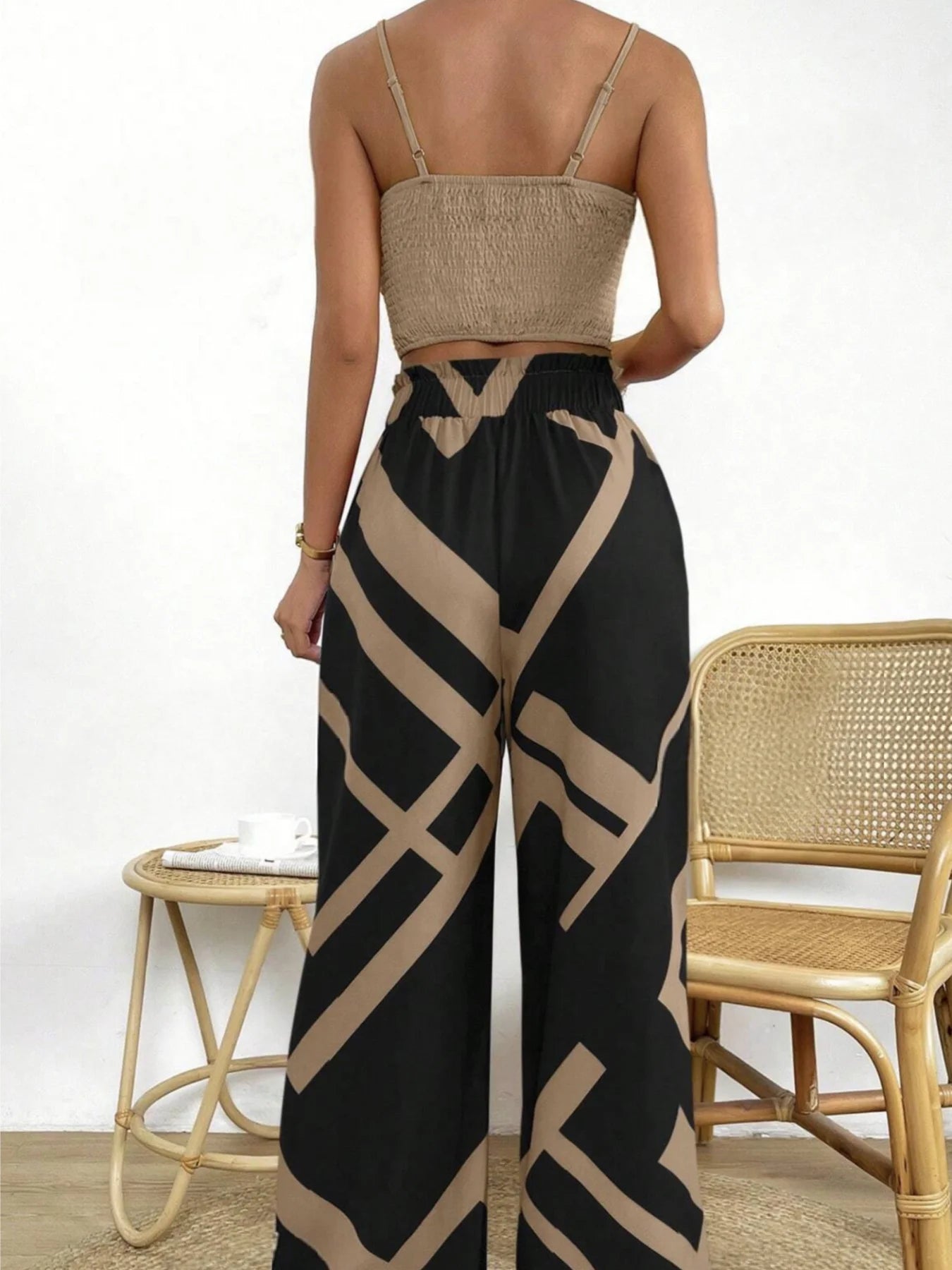 Conjunto top y pantalón con fajín