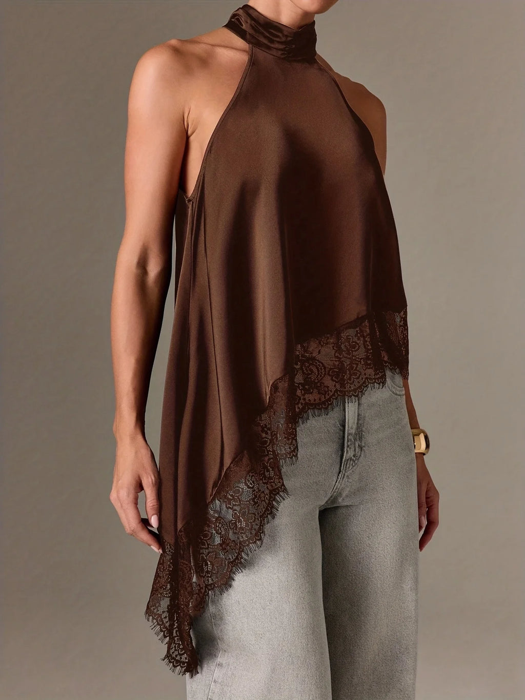 Top halter asimétrico